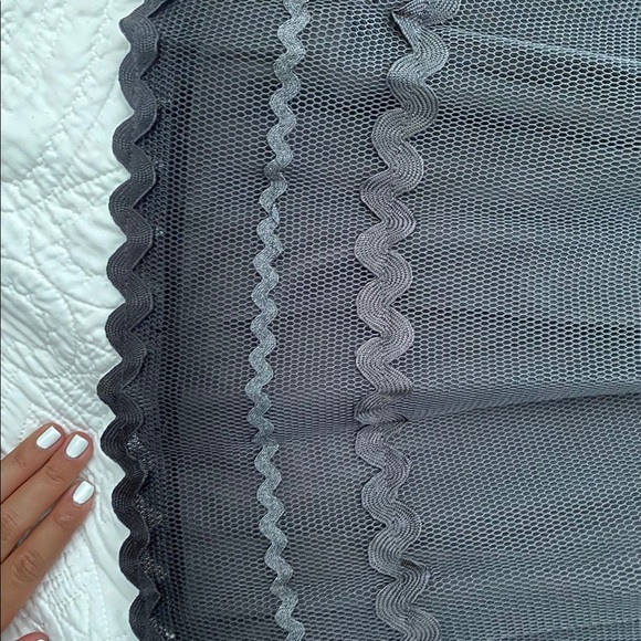 English Factory skirt - Picture 2 of 3